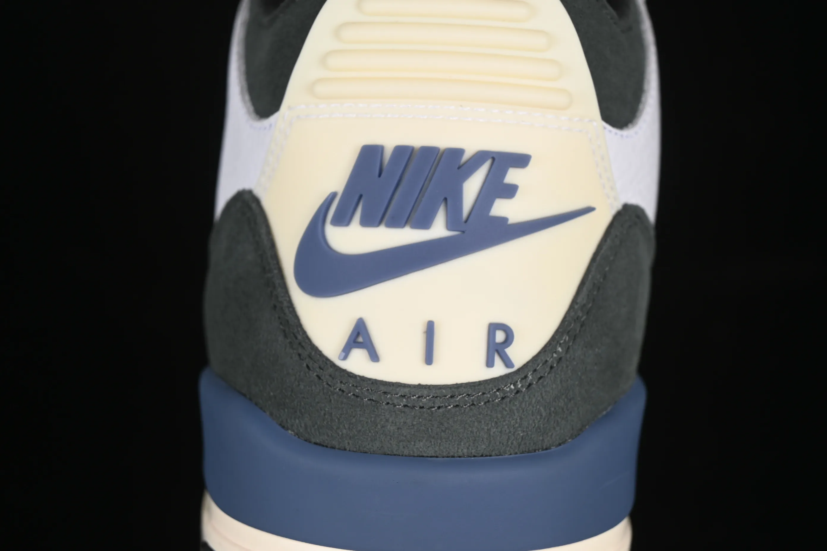 All categories Air Jordan Jordan series basketball shoes Air Jordan 3 OG version Air Jordan 3 Retro OG SP "Diffused Blue" AJ3 Joe 3 white and blue cement HV8571-100
